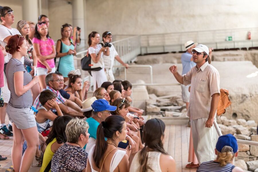 Santorini 2-Day Combo: Volcano Boat Cruise & Island Bus Tour - Emporio, Perissa, and island life