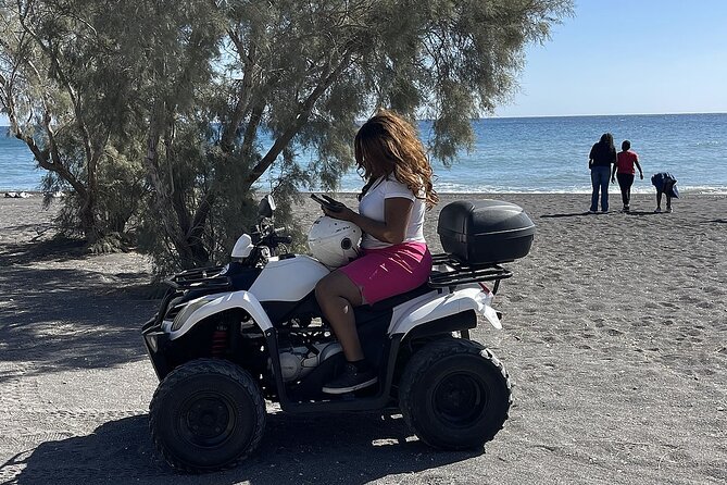 Santorini ATV Highlights Tour: Oia, Viewpoints & Volcanic Beaches - Why an ATV is useful on a compact but spread-out island