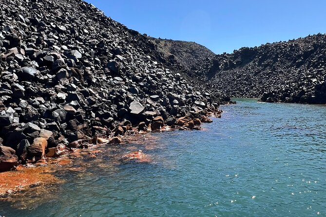 Santorini: Boat tour to Volcano, Hot Springs & Thirasia island - Practical packing advice for the five-hour trip