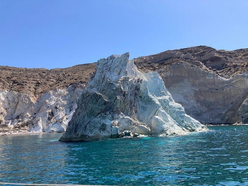 Santorini:Cruises with Catamaran around the Volcanic Island. - Why This Cruise Works So Well on Santorini