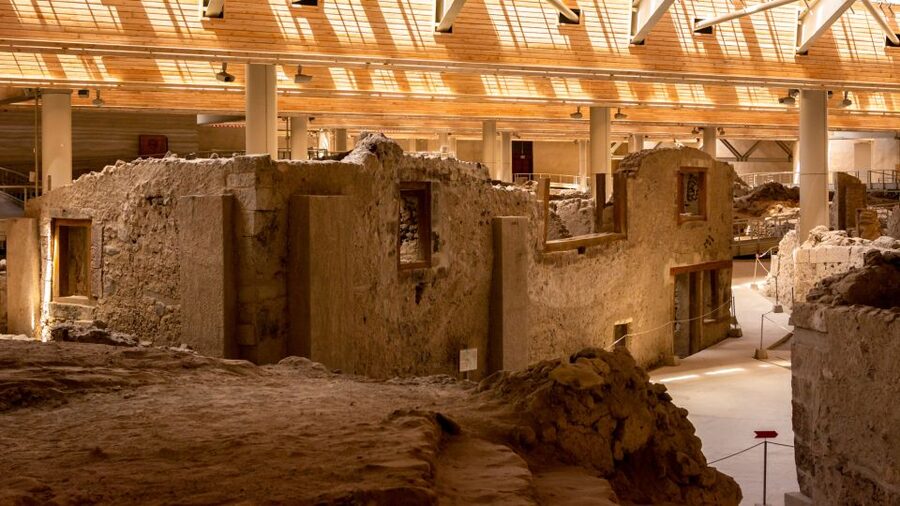 Santorini: Mythical Day Trip to Akrotiri with Volcano Cruise - The Lost Atlantis Museum and its 9D show