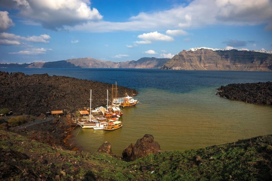 Santorini: Thirassia Islands and Volcano Guided Cruise - The guide and group experience