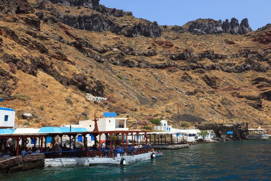 Santorini: Thirassia Islands and Volcano Guided Cruise - What the volcano stop feels like