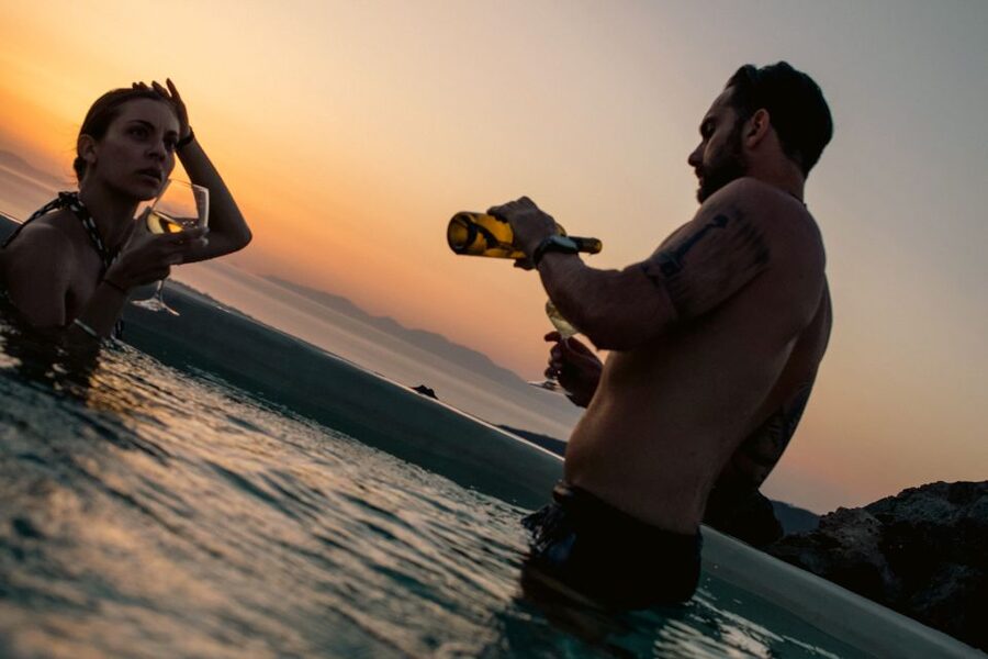 Santorini: Volcanic Hot-Tub Experience with Caldera Views - How much value do you get for $306?