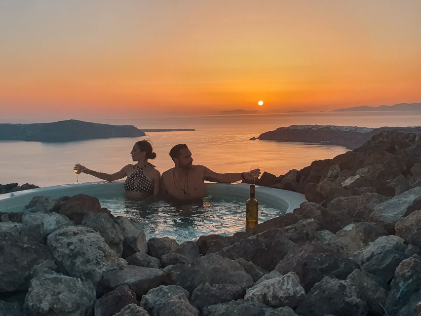 Santorini: Volcanic Hot-Tub Experience with Caldera Views - What the 90-minute session includes