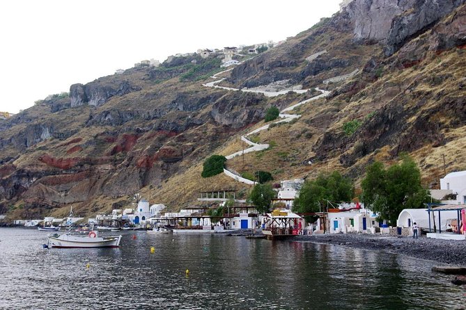 Santorini Volcanic Islands Cruise: Volcano,Hot Springs,Thirassia and Oia Sunset - Returning to the Port Before the Oia Sunset