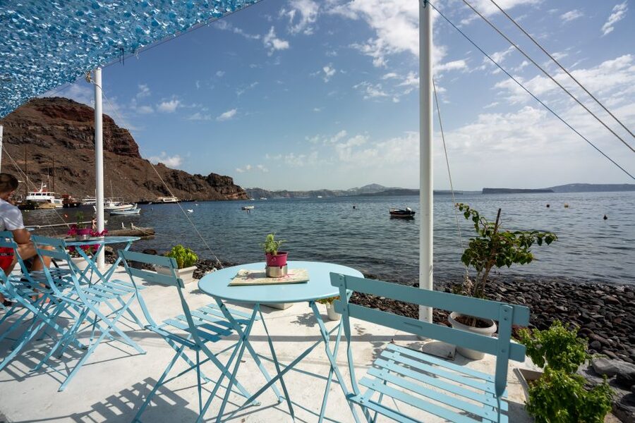 Santorini: Volcanic Islands Cruise with Hot Springs Visit - Walking across Nea Kameni’s smoking ground