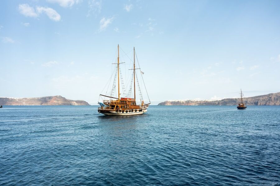 Santorini: Volcanic Islands Cruise with Hot Springs Visit - The Palea Kameni swim is more adventure than spa