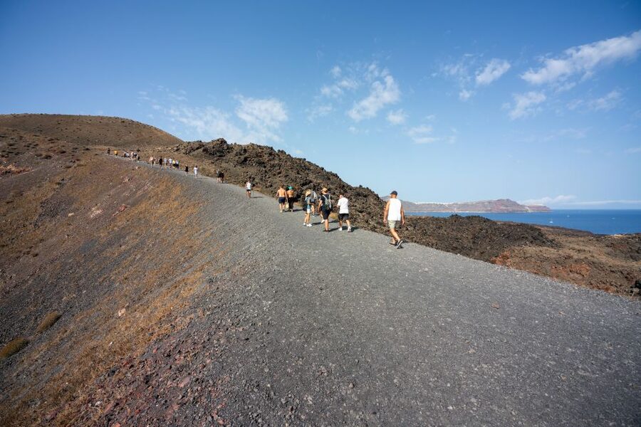 Santorini: Volcanic Islands Cruise with Hot Springs Visit - Returning by boat, then choosing Oia at sunset