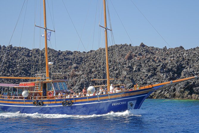 Santorini Volcano Cruise Including Hot Springs and Thirasia - Six hours among Santorini’s volcanic islands