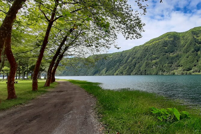 São Miguel Azores: Explore the dramatic crater of Sete Cidades - Lagoa de Santiago’s Dark Green Setting
