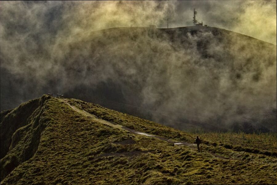 São Miguel: Sete Cidades and Crater Lakes Hike - A picnic in Sete Cidades