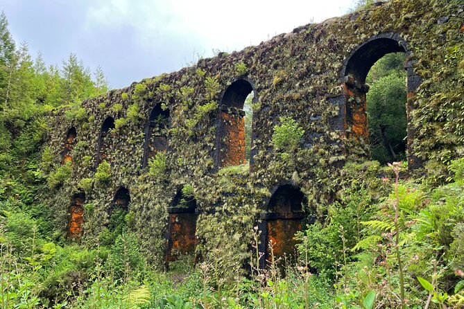 Sete Cidades and Lagoa do Fogo Volcanic Lakes Guided Tour - Boca do Inferno delivers the signature Sete Cidades view