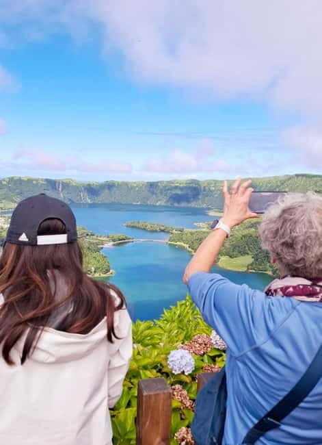 Sete Cidades & Lagoa do Fogo: Crater Lakes Adventure Tour - Climbing toward Lagoa do Fogo