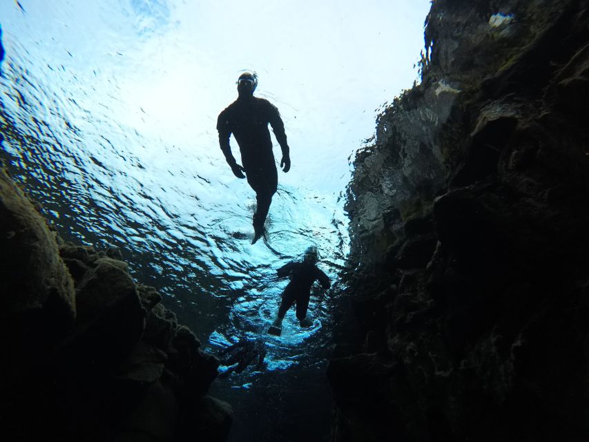 Silfra: Leidarendi Lava Caving & Snorkeling Tour with Photos - What to bring, and what the tour does not provide