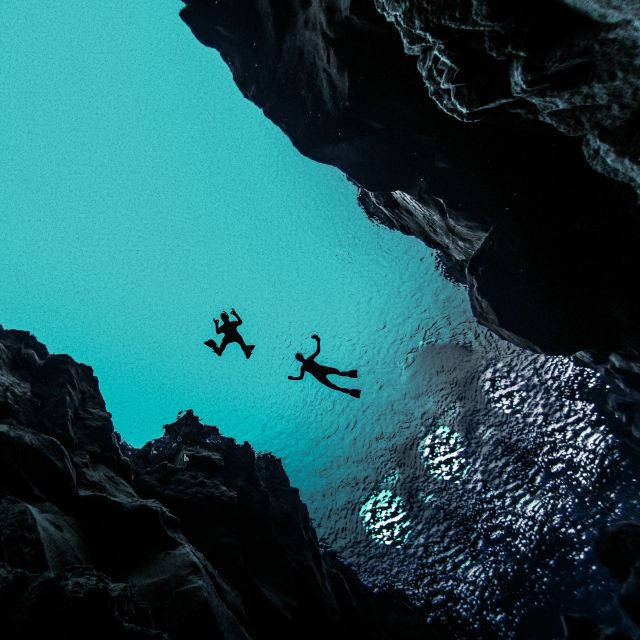 Silfra: Leidarendi Lava Caving & Snorkeling Tour with Photos - Is $306 a fair price?