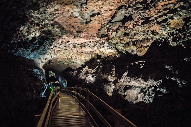 Silver Circle: Lava Cave, Waterfalls & Iceland Horses-Small Group - How the day feels as a whole