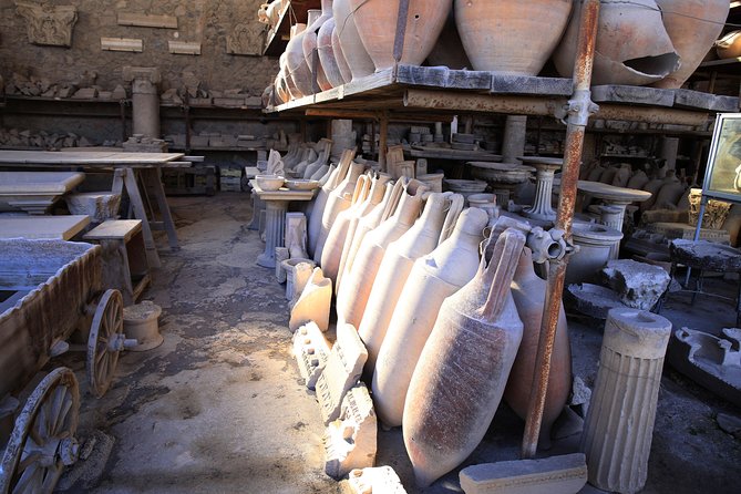 Skip-the-Line Exclusive Private Ancient Pompeii & Vesuvius Volcano Full Day Tour - Lunch, heat, and the cost of convenience
