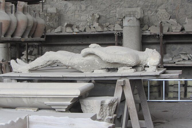 Skip-The-Line Tickets VIP Small Group Tour To Pompei and Vesuvius - Vesuvius National Park and the crater walk