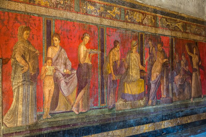 Skip-The-Line Tickets VIP Small Group Tour To Pompei and Vesuvius - Pompeii: two hours among Roman streets