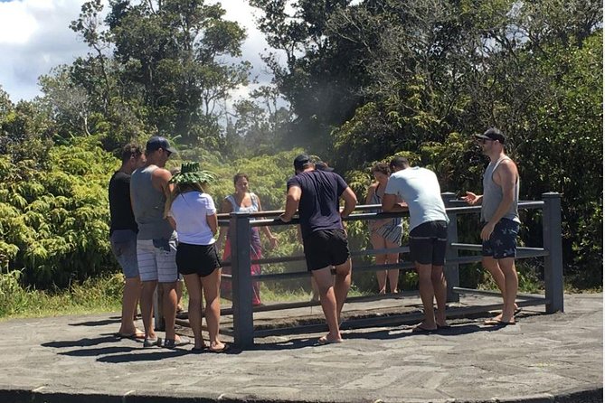 Small-Group Big Island Tour: Hawaii Volcanoes National Park and Kona Coffee Farm - Food, warmth, and the final volcanic views