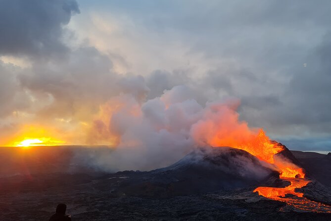 Small Group Volcano Hike with a Professional Geologist - The Reykjanes drive back to Reykjavík
