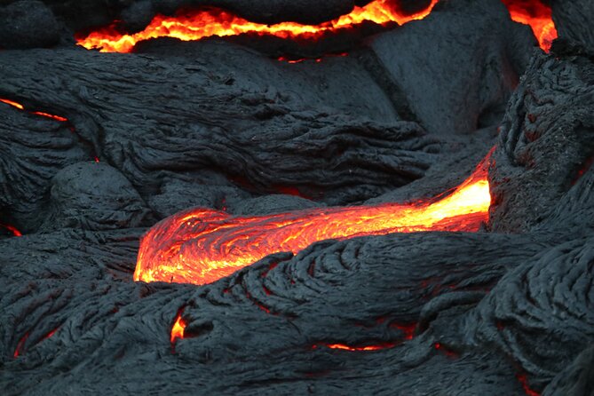 Small Group Volcano Hike with a Professional Geologist - Weather, clothing, and food