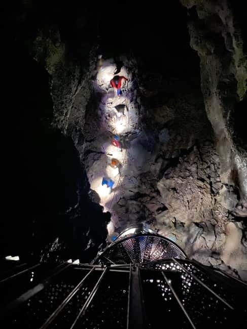 Snæfellsnes: Vatnshellir Lava Cave Tour - The guide can shape the whole experience