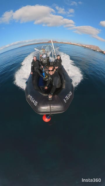 Snorkeling in a Volcanic Bay - Who Will Enjoy This Most?