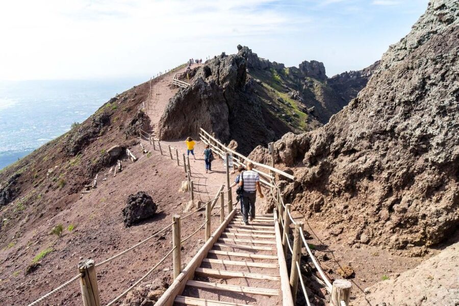 Sorrento: Pompeii and Vesuvius Day Trip with Entry and Lunch - How the timing affects your day