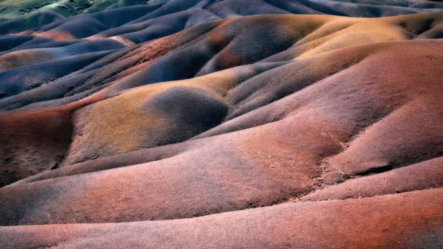 Southern Mauritius: Volcanoes & Coloured Earth - Grand Bassin Temple: the cultural heart of the day