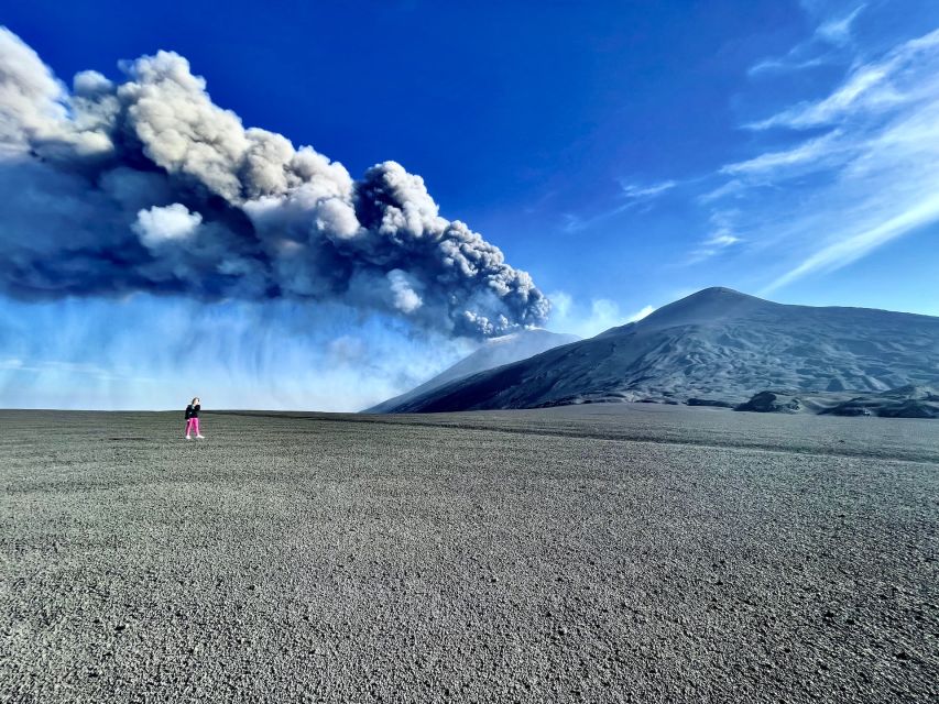 Special trekking on the most authentic and wild side of Etna - From 1,800 to 2,800 meters by 4x4