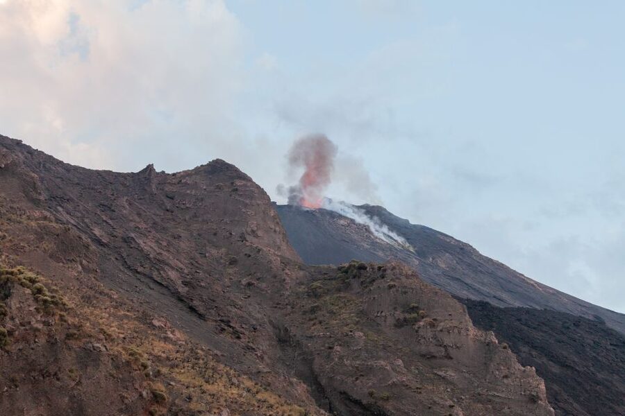 Stromboli: Sunset Trekking at Sciara del Fuoco - Reaching Sciara del Fuoco at 400 meters