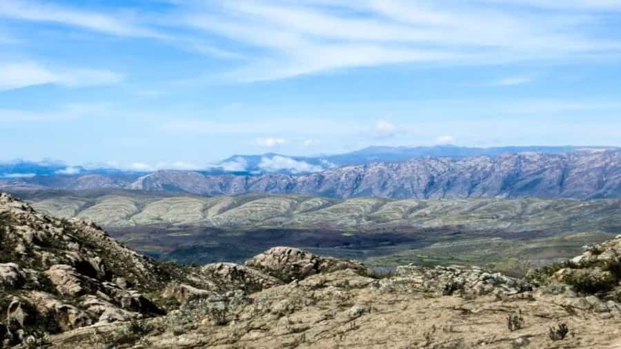 Sucre: 1-Day Trek in the Crater of Maragua and Inca Trails - Walking the 12th-century Inca Trail