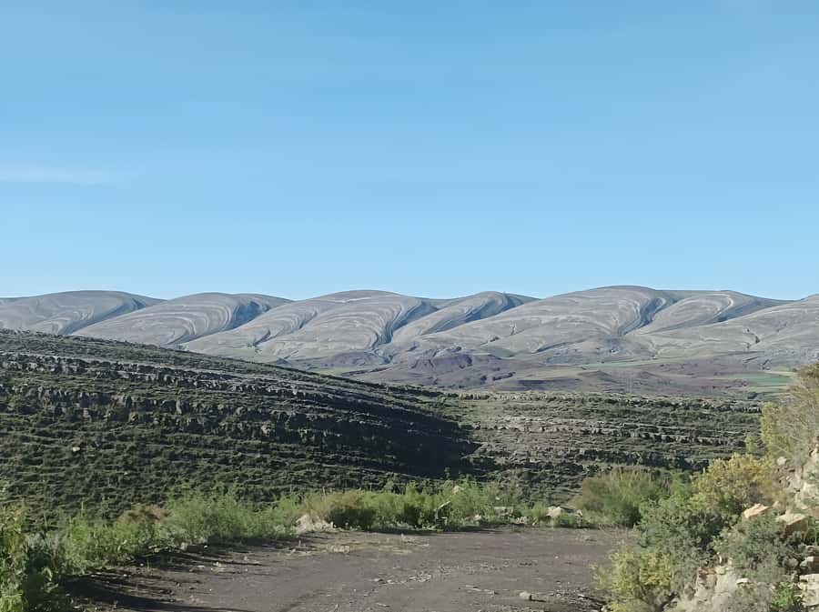 Sucre: 1-Day Trek in the Crater of Maragua and Inca Trails - Chataquilla: a quiet start beside the colonial chapel