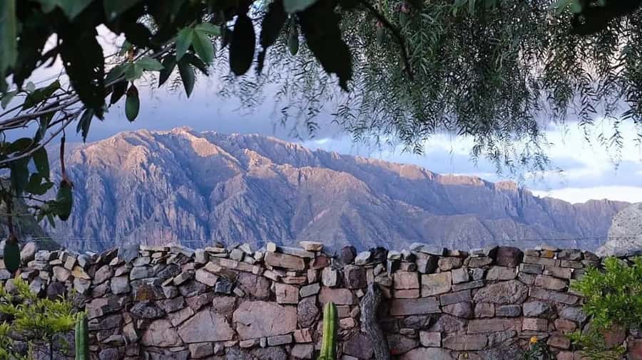 Sucre: 2 days trek in Inca Trails and the Crater de Maragua - Jalqa weaving and the community at Majada