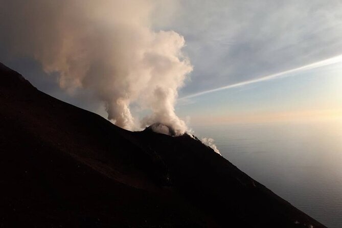 Sunset excursion on the Stromboli volcano - The 400-metre viewing point and Sciara del Fuoco