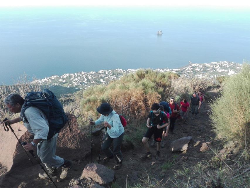 Sunset Trekking on vulcano Stromboli - Should you book the Stromboli sunset trek?