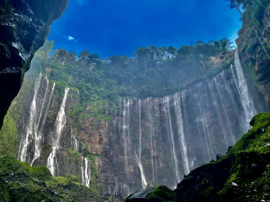 Surabaya/Malang: 3-Day Tumpak Sewu Bromo Ijen Volcano Tour - Guides, drivers, and the human side of the trip