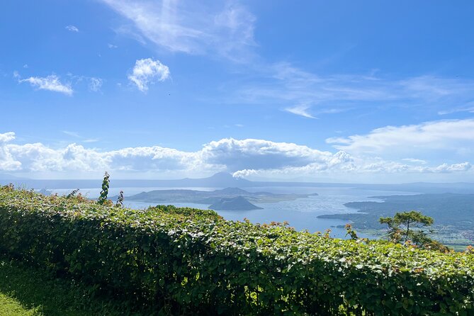 Tagaytay Day Tour sightseeing with Panoramic Taal volcano view - People’s Park and Picnic Grove Options