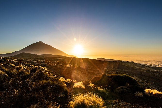 Teide by Night: Sunset & Stargazing with Telescopes Experience - Why Teide works so well at sunset