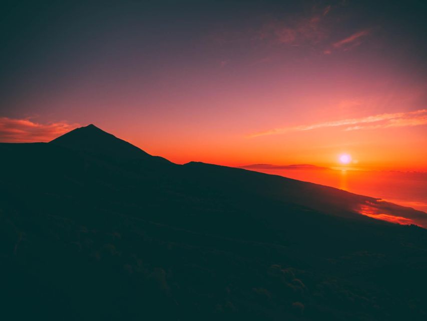 Teide: Guided Sunset & Stargazing Tour by Night with Dinner - Sunset above the clouds is the day’s visual highlight