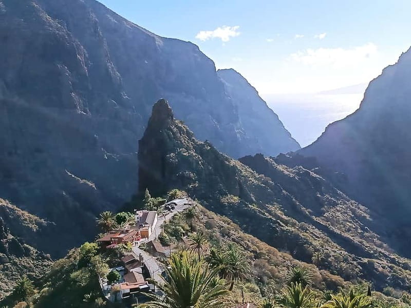 Tenerife: Teide, Masca, Garachico, and Sunset Exclusive Tour - Sunset above the clouds with champagne