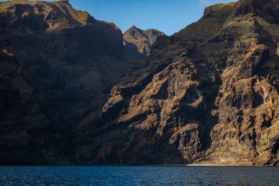 Tenerife: Teide National Park and Dolphins Sailboat Tour - What makes the Teide views special