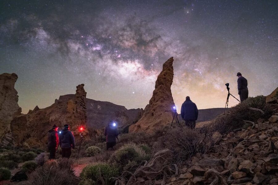 Tenerife: Teide National Park Sunset & Stargazing Tour - The traditional restaurant stop and three-course meal