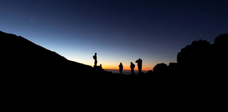 Tenerife: Teide Peak Hiking 3715m - Reaching 3,715 meters on Teide