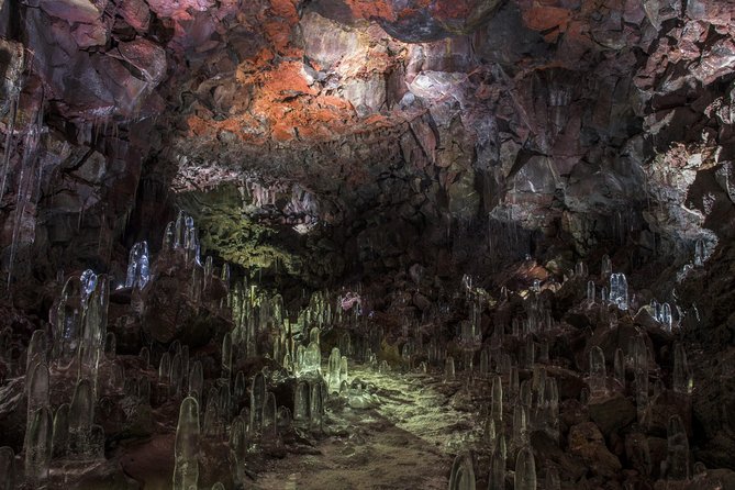 The Lava Tunnel Tour - Raufarhólshellir - The best moments inside Raufarhólshellir