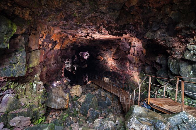 The Lava Tunnel Tour with Transfer from Reykjavik - From BSÍ Bus Terminal to the volcanic countryside