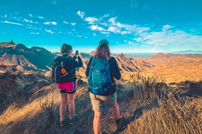 The Volcano Heart Tour: Hiking, Tasting and Sunset Experience - Roque Nublo is the physical center of the day