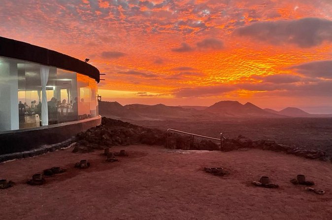 Timanfaya Evening Experience and Volcano Dinner - How much value do you get for $154.83?